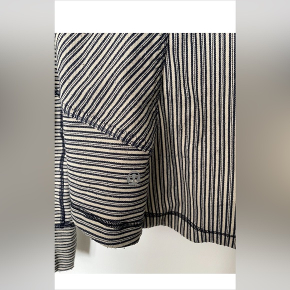 Lululemon Women’s Define Jacket - Picture 4 of 4